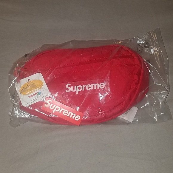 Supreme Fanny Pack - Picture 4 of 4